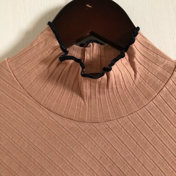 Zara Blush pink turtle neck top with black details - Picture 3 of 4